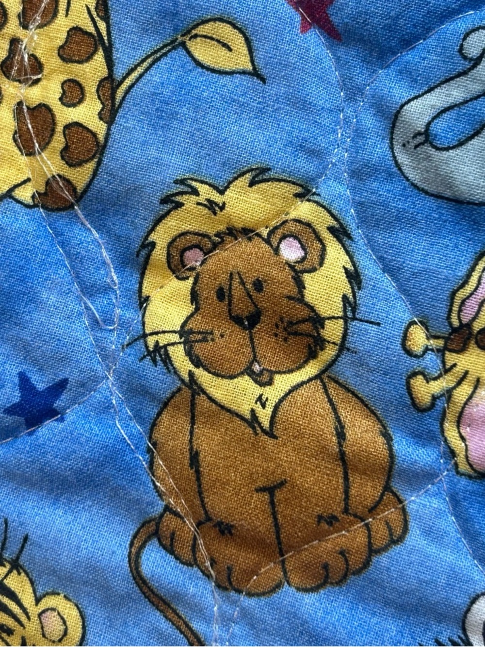 Vintage Noah’s Ark Rainbow Baby Quilt Reversible Animals Blue 41x33 - Picture 5 of 8